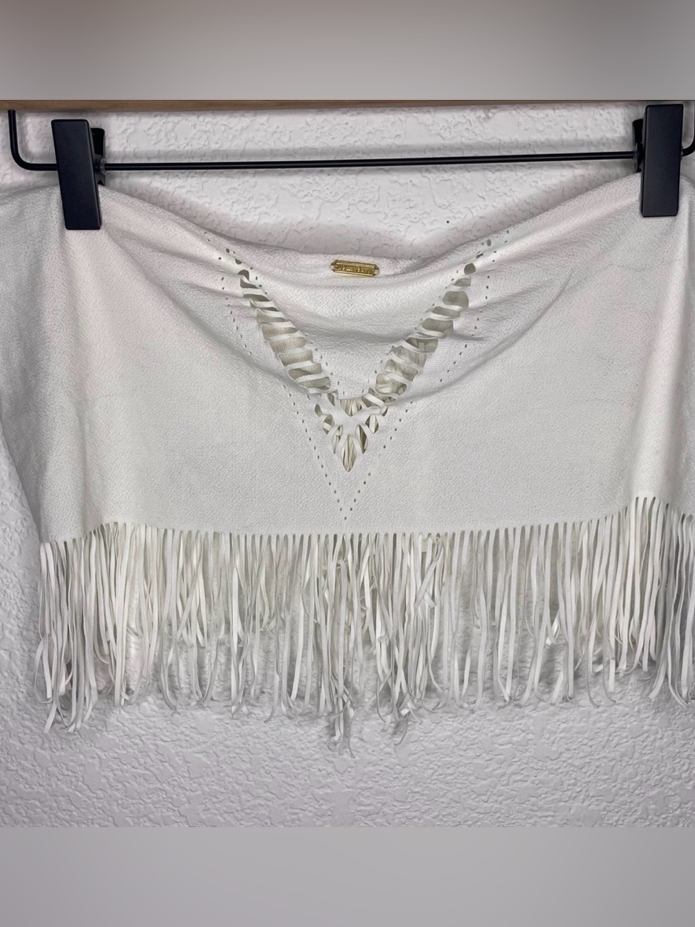 Beach Bunny Tie-Front top fringe summer
White one size - Picture 5 of 7